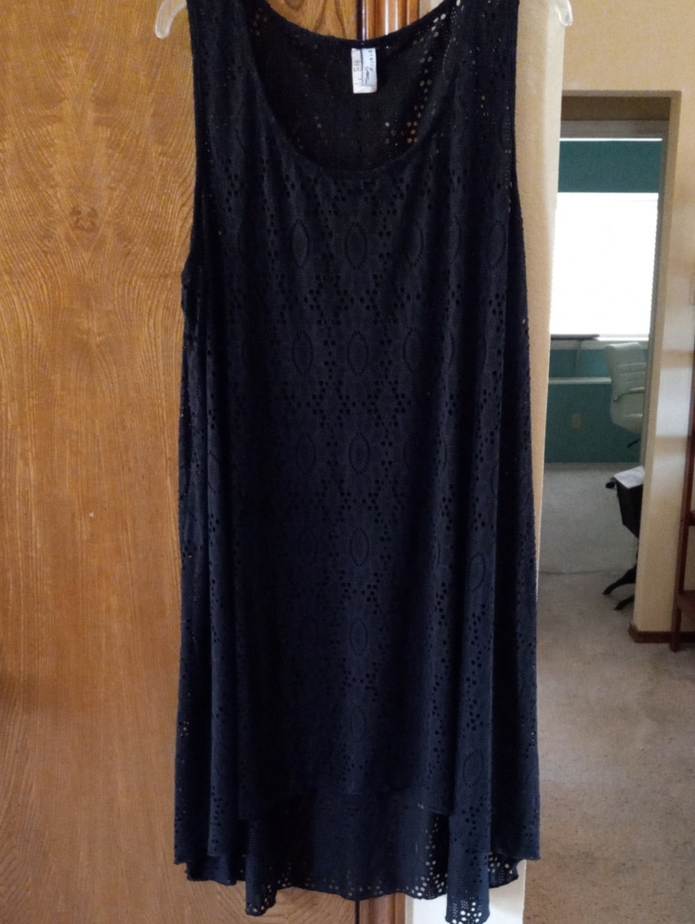 Black Crochet Sleeveless Cover Up Sz LARGE